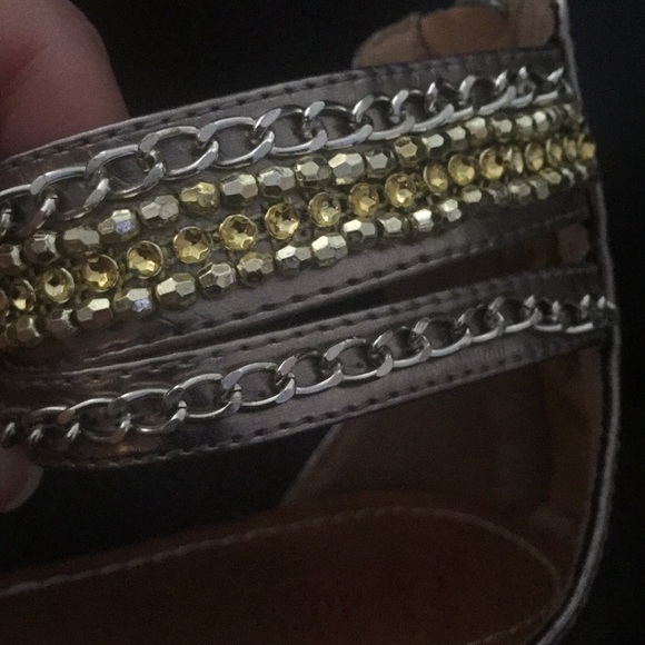 Chain link and gold bead sandals - Picture 3 of 4